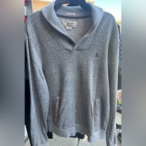 Grey men’s sweater penguin